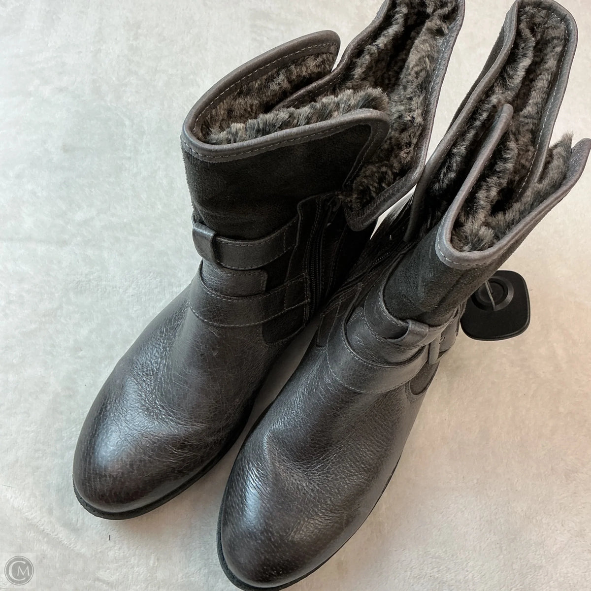 Boots Combat By Bare Traps In Grey, Size: 7