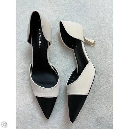 Shoes Heels Kitten By Clothes Mentor In Black & Cream, Size: 9
