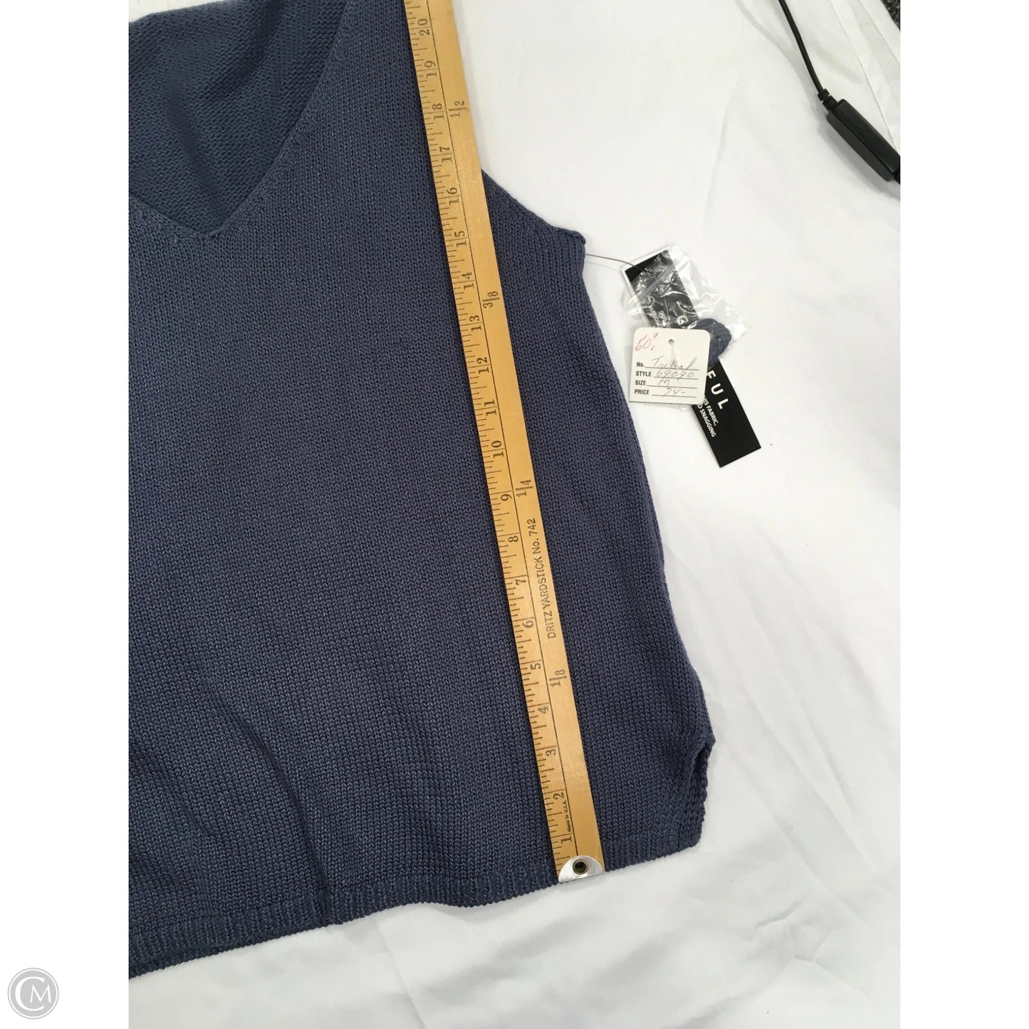 Top Sleeveless By Tribal In Blue, Size: M