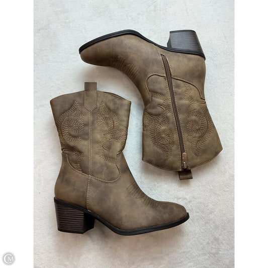 Boots Western By Clothes Mentor In Brown, Size: 6.5