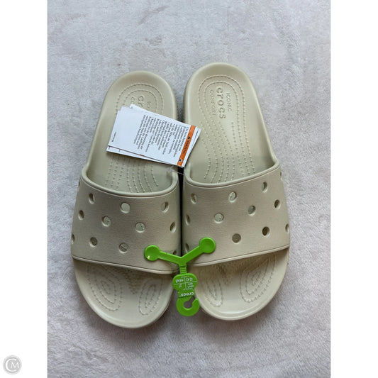 Sandals Flats By Crocs In Cream, Size: 11