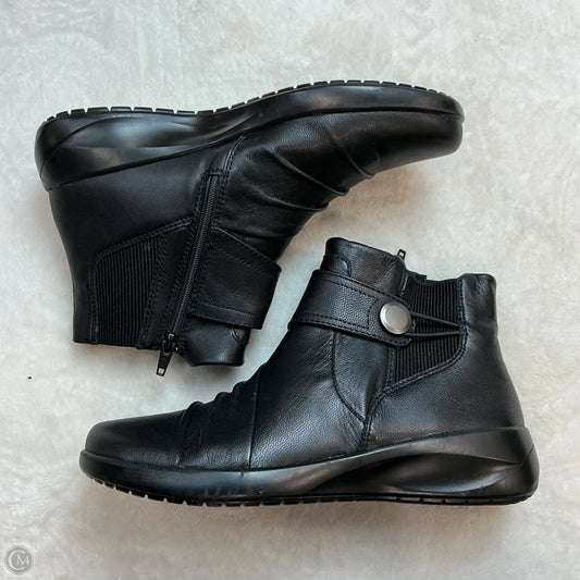 Boots Ankle Flats By Clarks In Black, Size: 7