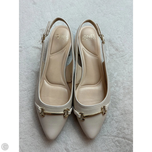 Shoes Flats By Jones New York In Ivory, Size: 8.5