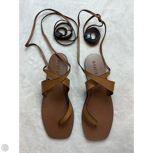 Sandals Flats By Clothes Mentor In Brown, Size: 6.5