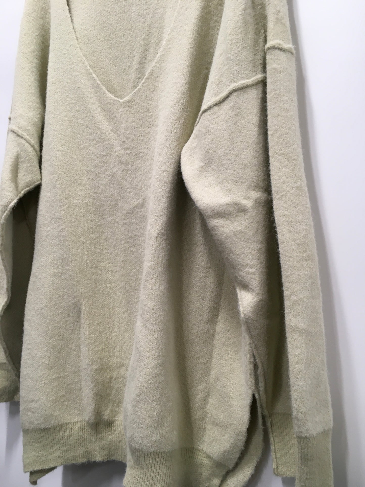 Sweater By Free People  Size: Xl