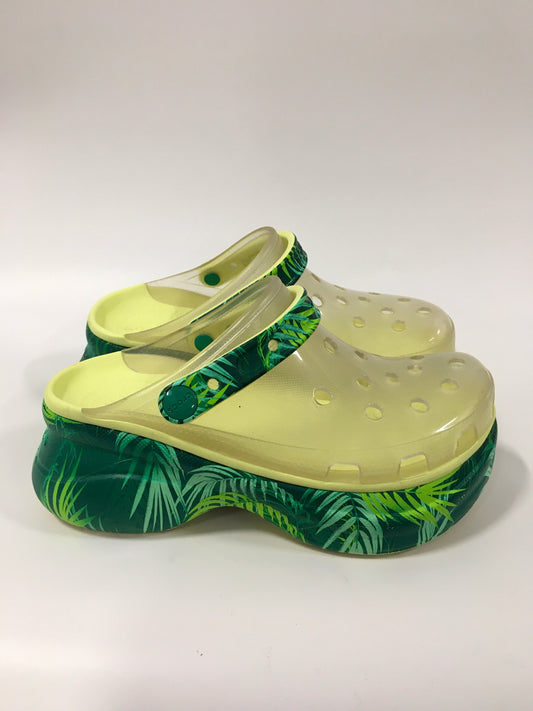 Green Sandals Heels Platform Crocs, Size 6