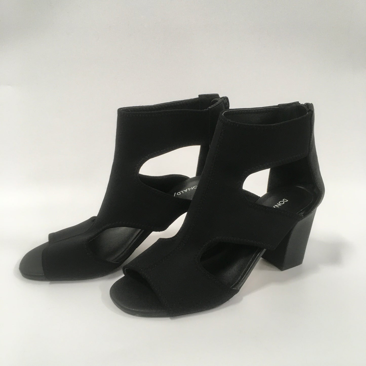 Black Shoes Heels Block Donald Pliner, Size 6