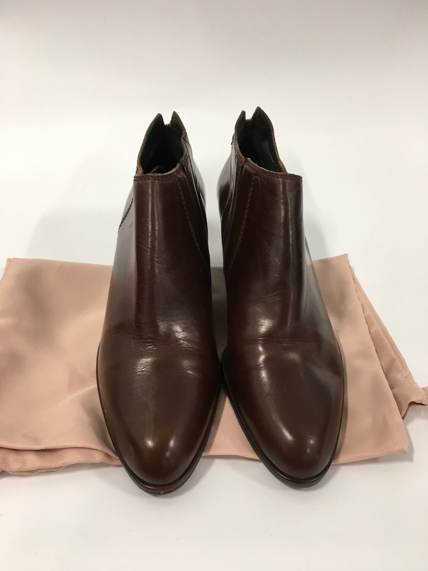 Brown Boots Ankle Heels Stuart Weitzman, Size 6