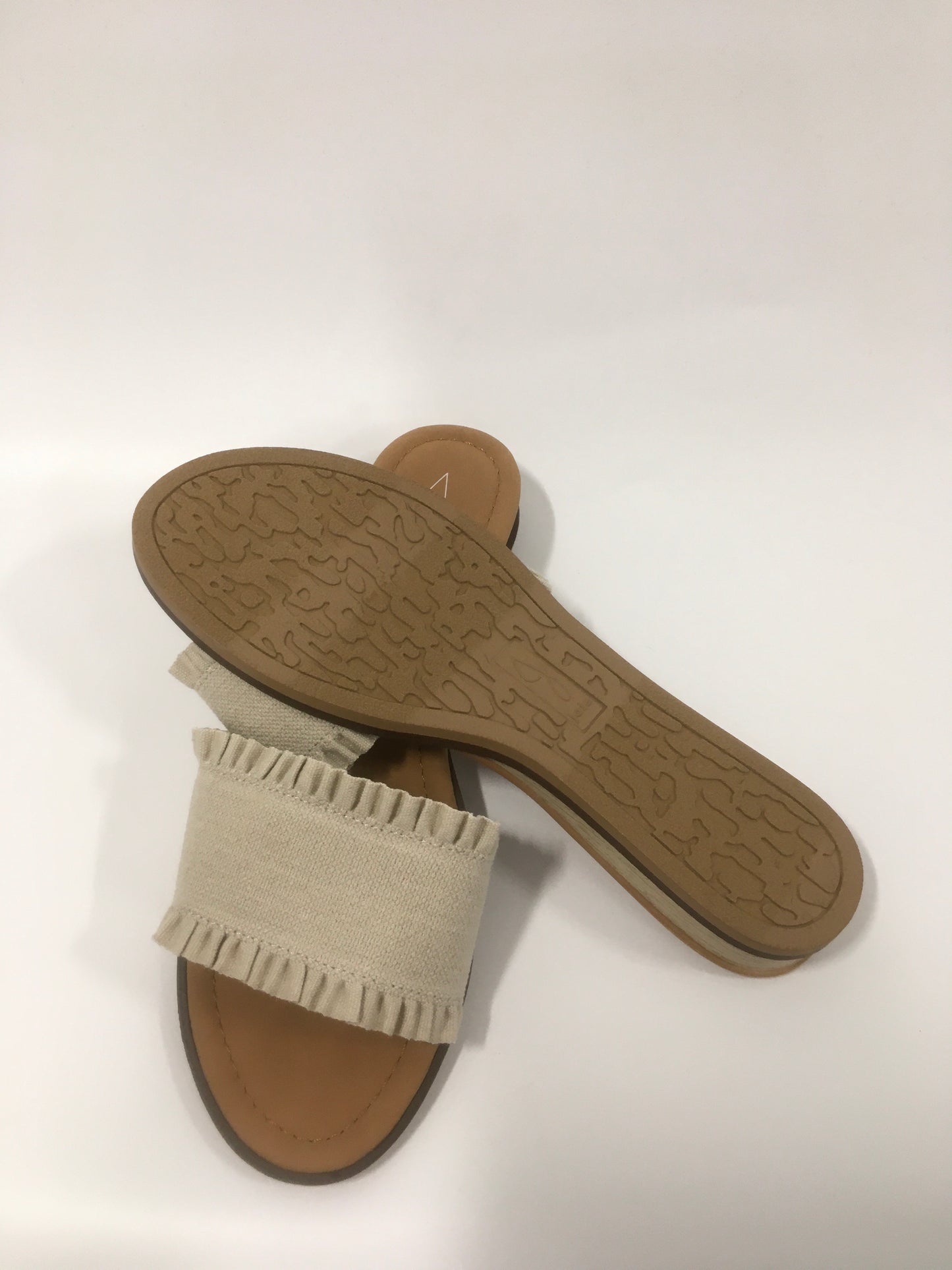 Beige Sandals Flats Joie, Size 8.5