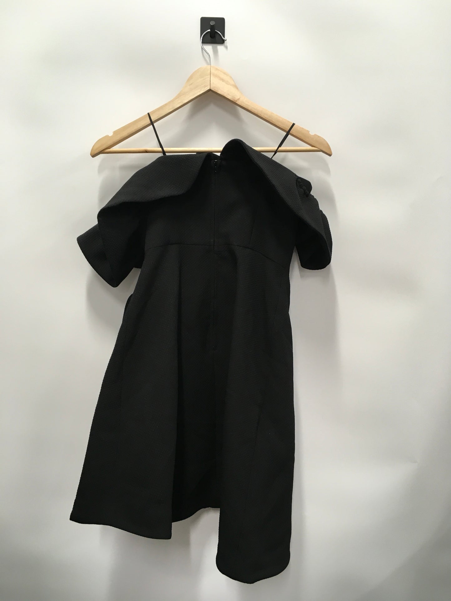 Black Dress Party Short Keepsake, Size S