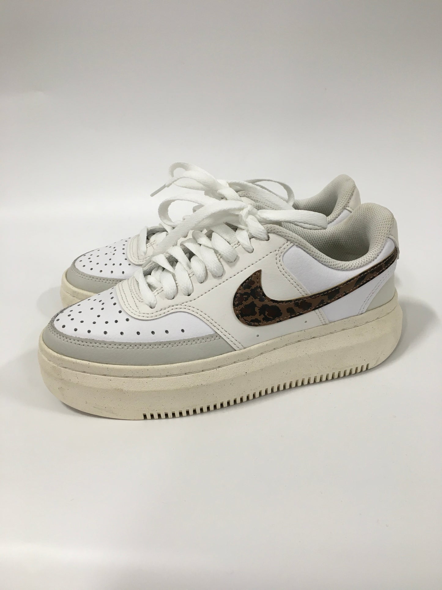 Shoes Sneakers Platform By Nike In White, Size: 7