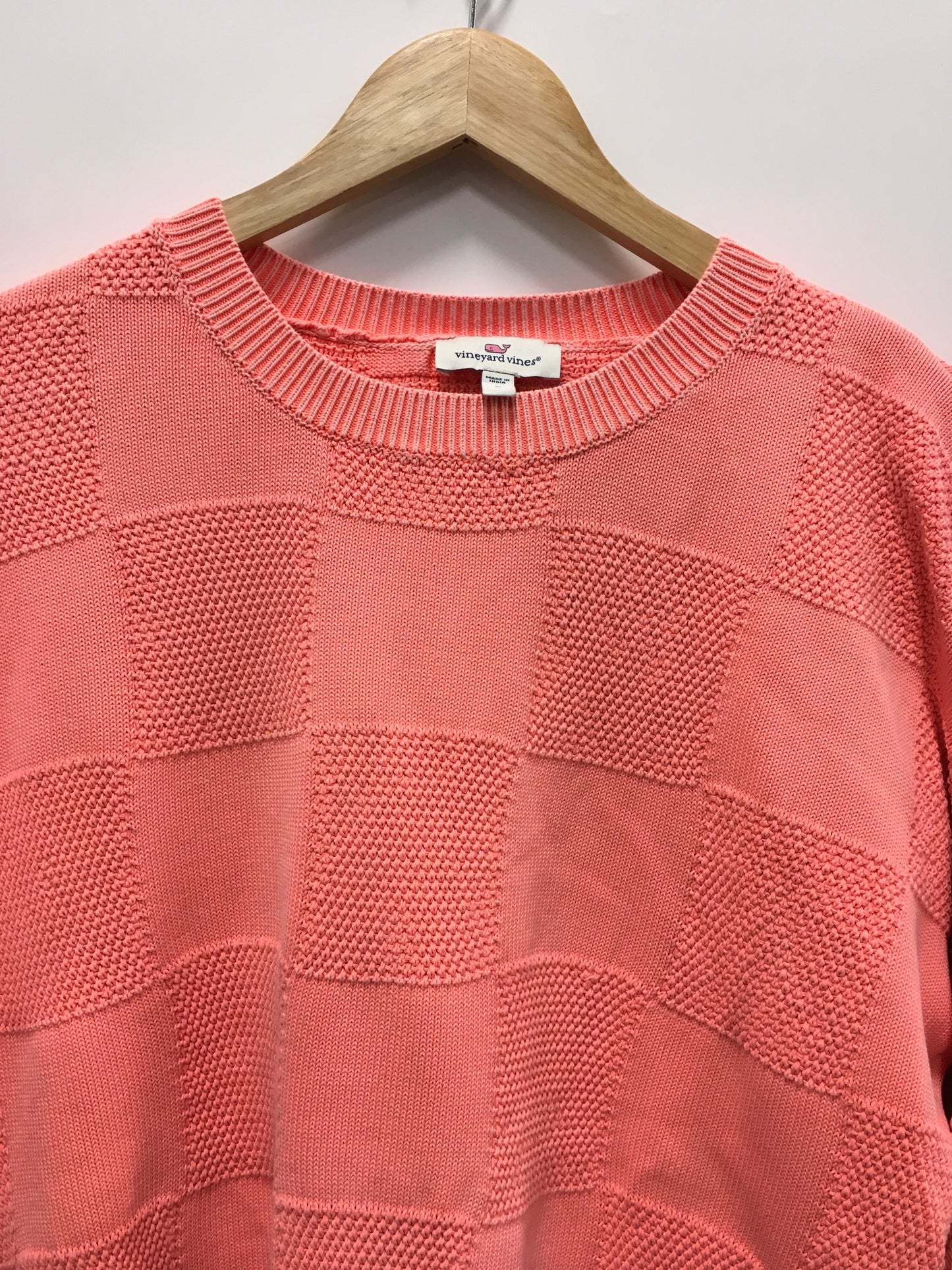 Sweater By Vineyard Vines In Coral, Size: L