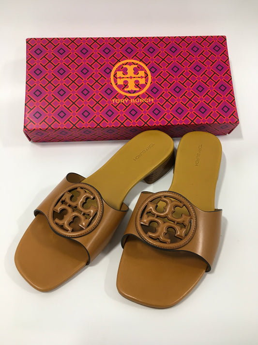 Sandals Designer By Tory Burch In Tan, Size: 9