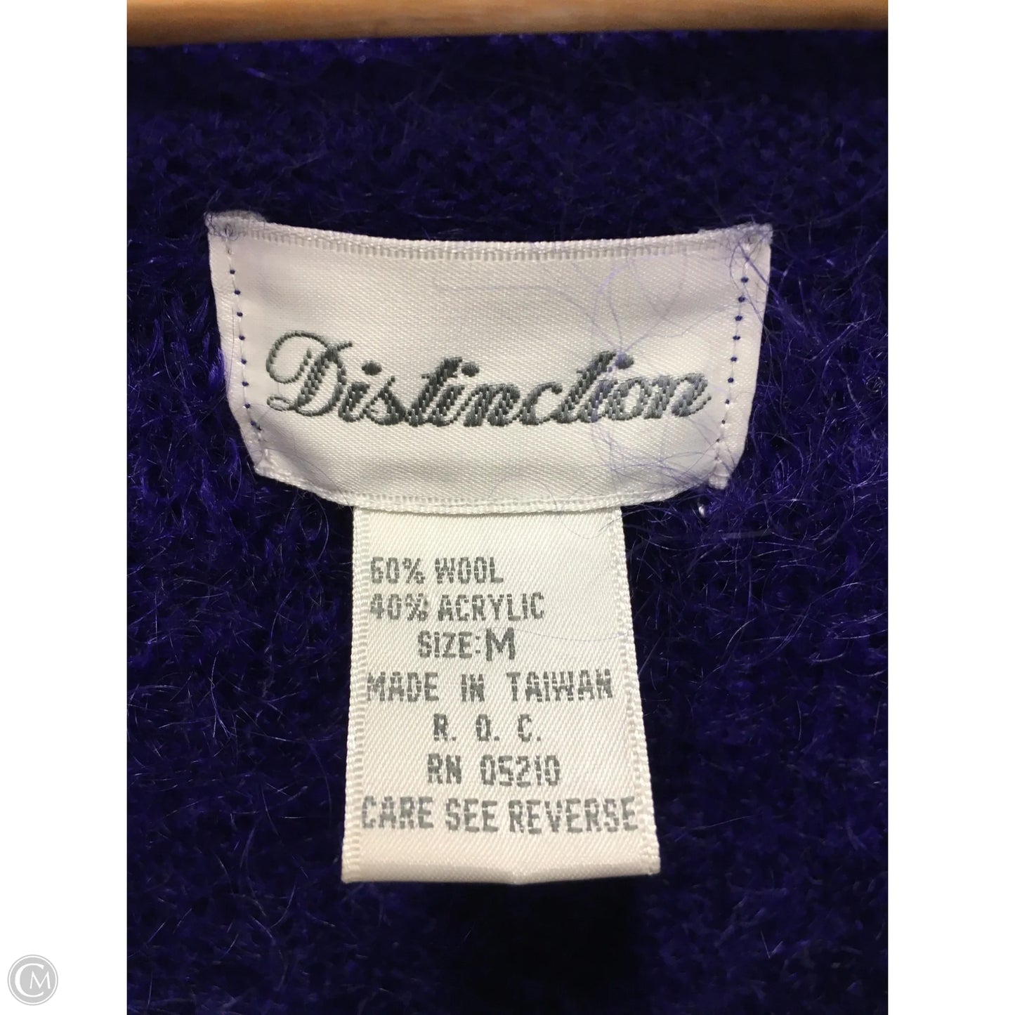 Sweater By Distinction In Purple, Size: M