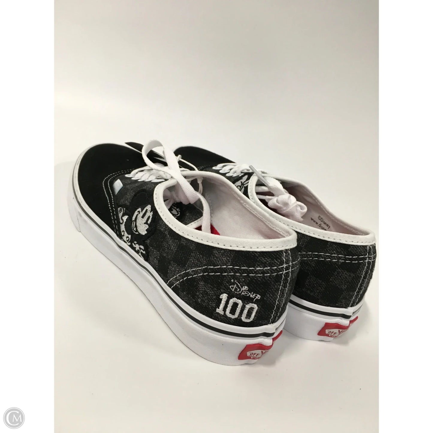 Shoes Sneakers By Vans In Black & White, Size: 8.5