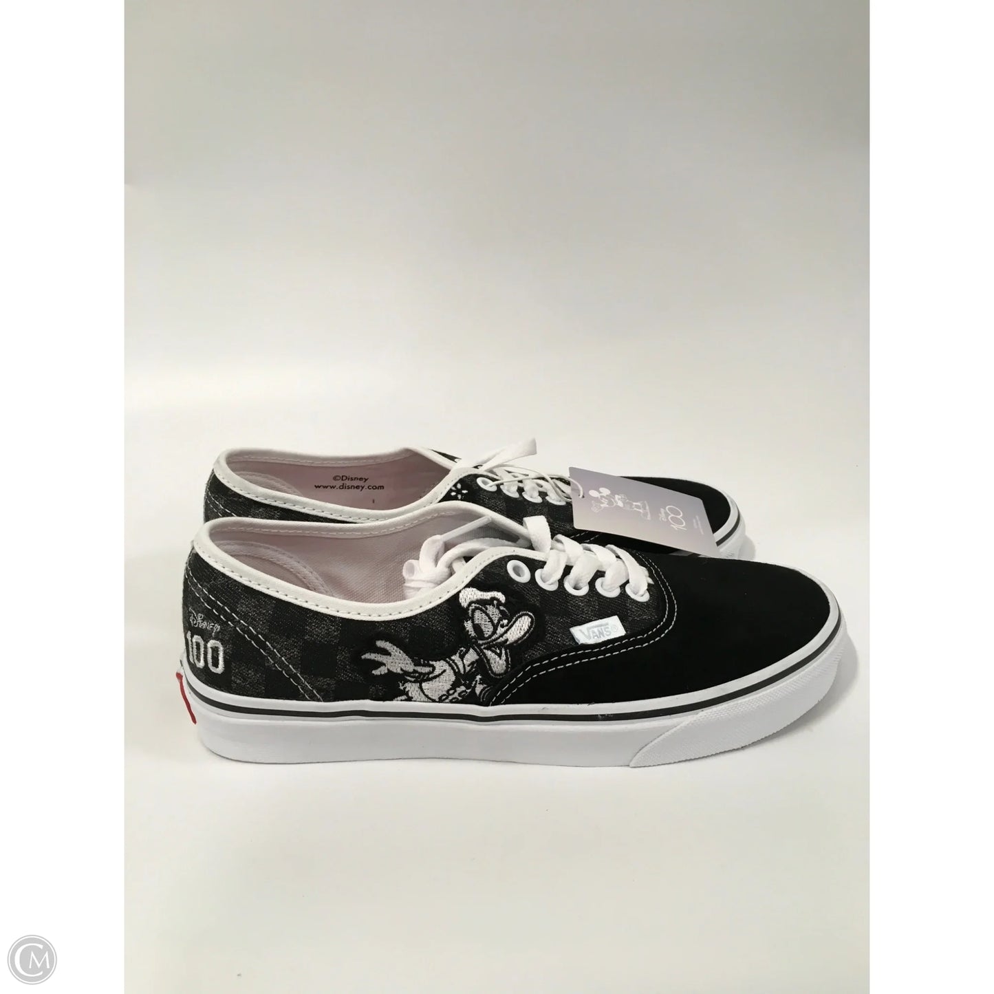 Shoes Sneakers By Vans In Black & White, Size: 8.5