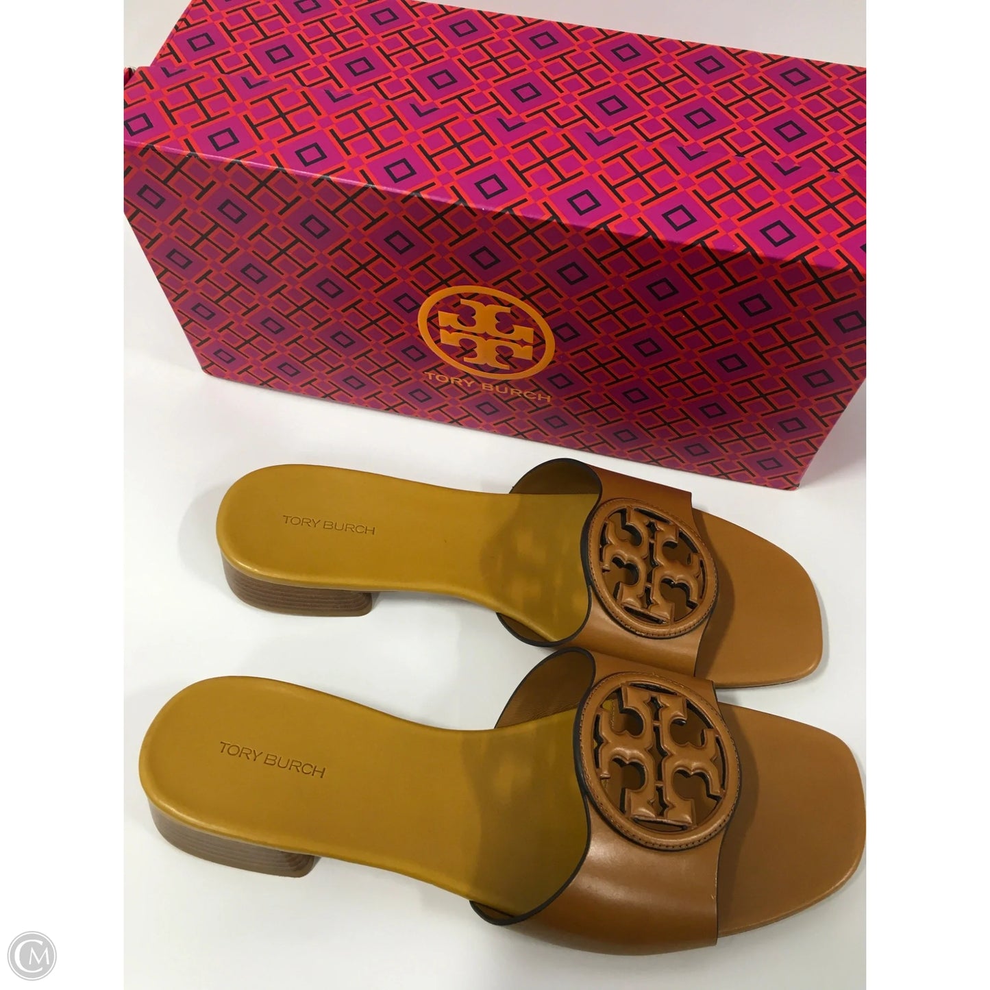 Sandals Designer By Tory Burch In Tan, Size: 9