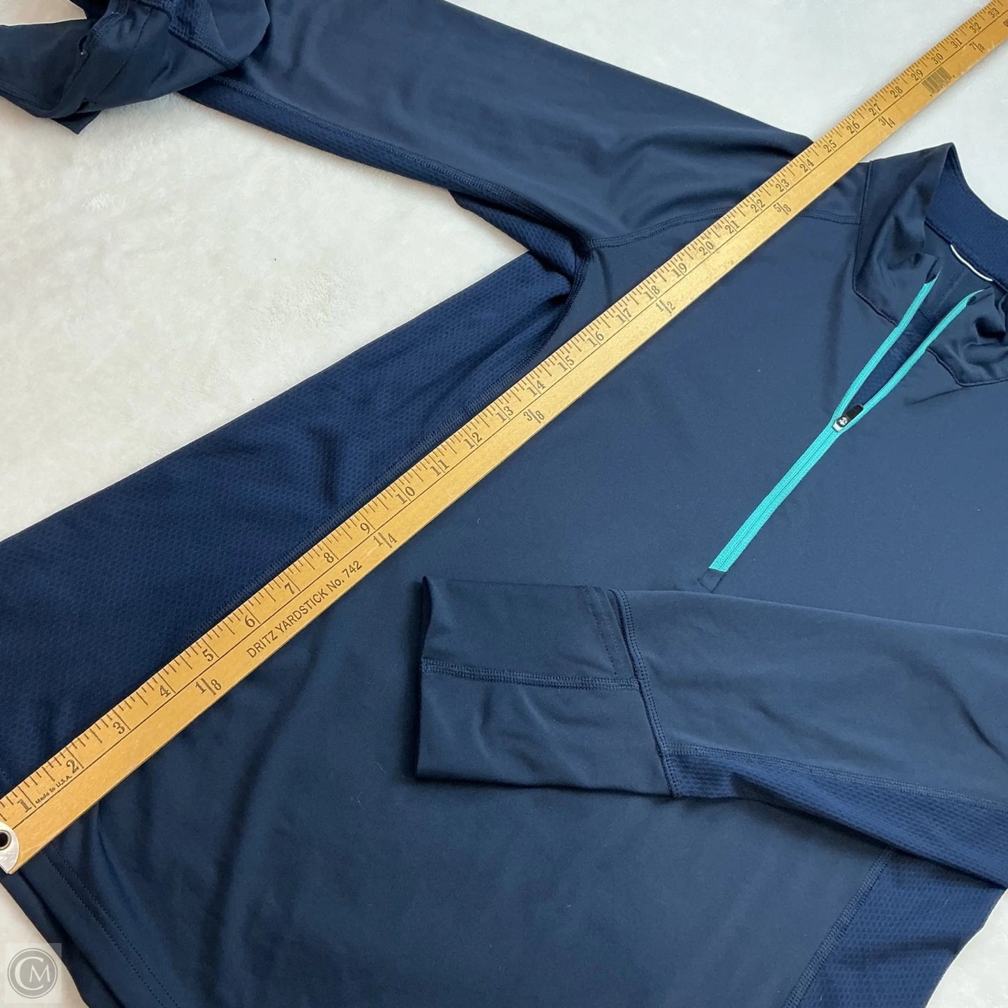 Athletic Top Long Sleeve Collar By Patagonia In Navy, Size: L