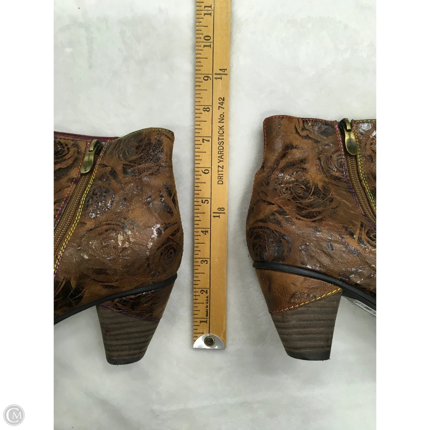 Boots Ankle Heels By Cmc In Brown, Size: 10