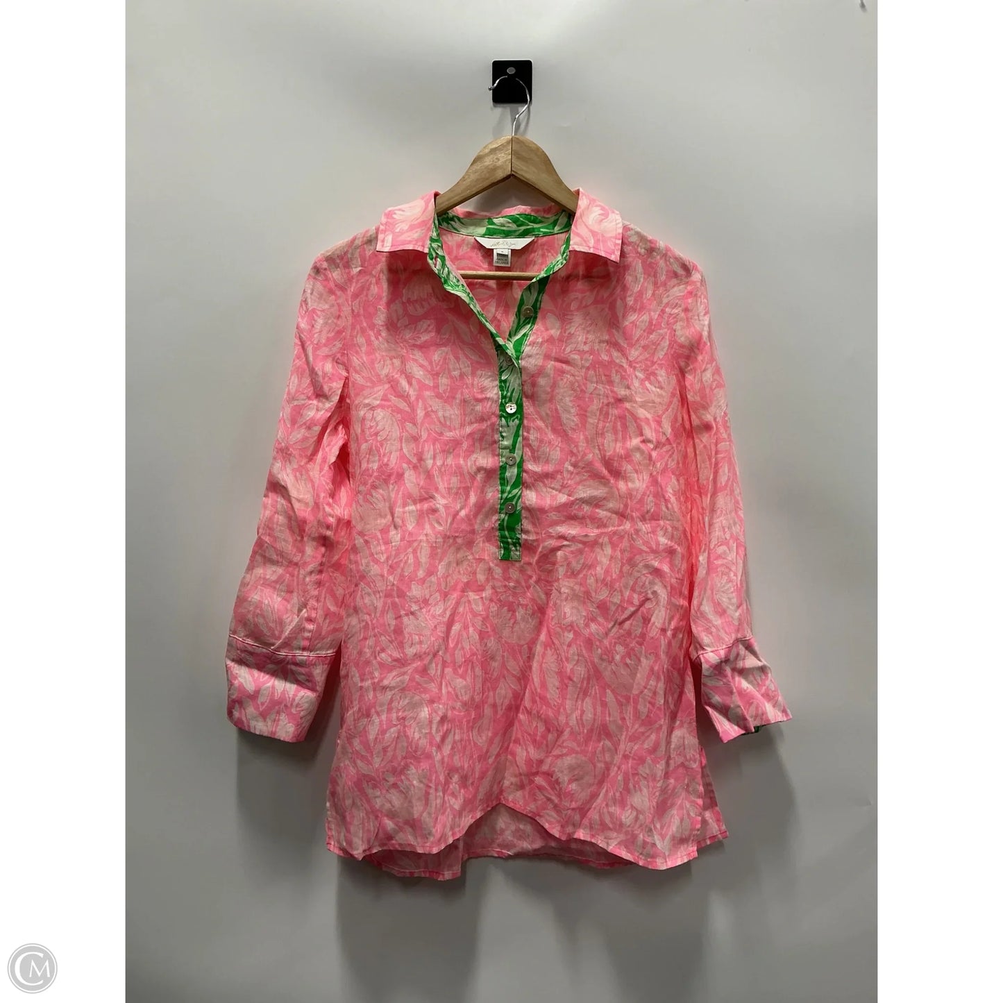Top Long Sleeve Designer By Lilly Pulitzer In Pink, Size: S