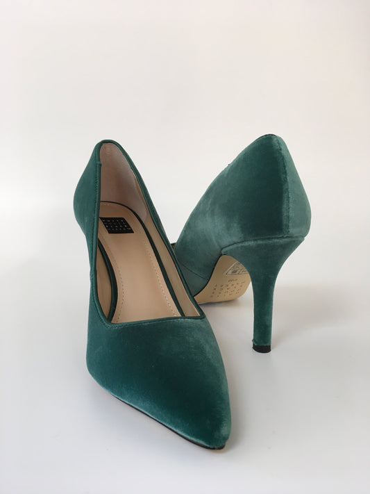 Shoes Heels Stiletto By White House Black Market  Size: 6.5